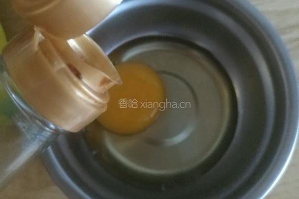 火腿鸡蛋炒面的做法图解3