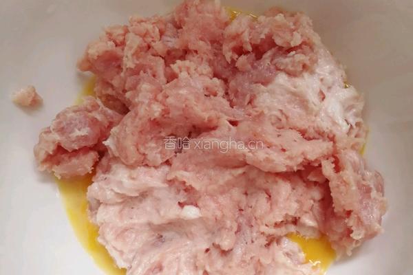 纯手工香菇猪肉水饺的做法图解2