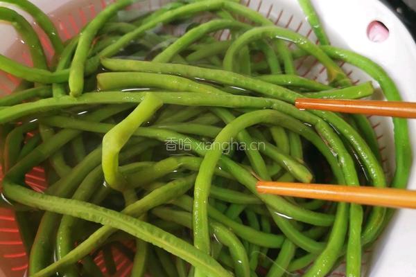 凉拌豇豆的做法图解21
