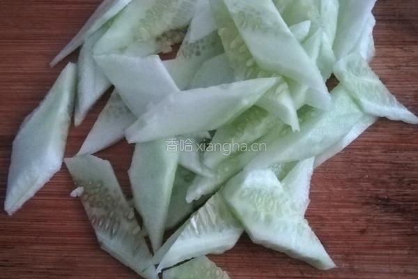 蛋蔬炒饭的做法图解1
