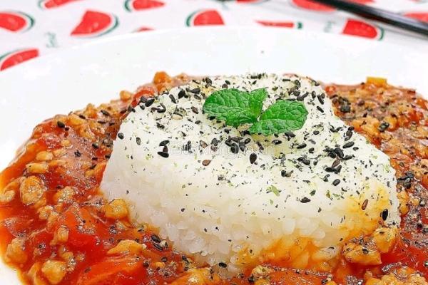 香香肉酱拌饭的做法图解1