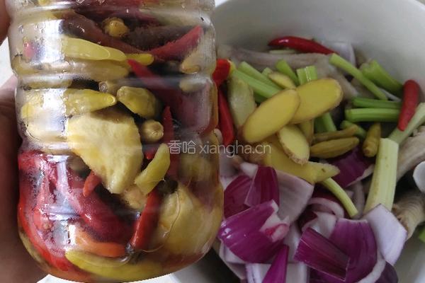 泡椒鸡爪的做法图解7