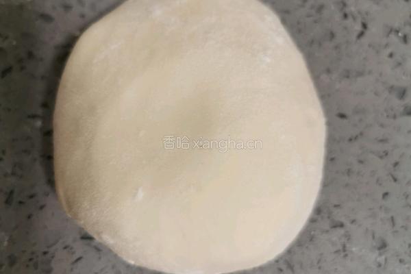韭菜盒子的做法图解1