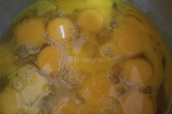 海绵蛋糕的做法图解1