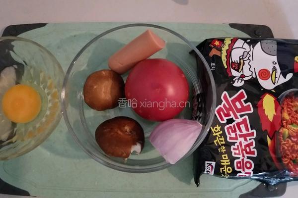 牛奶火鸡面的做法图解1
