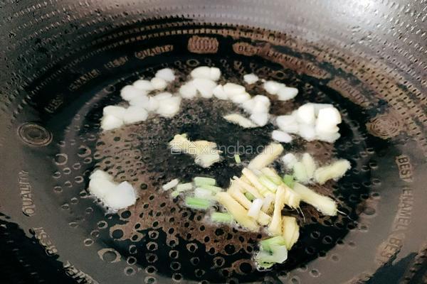 甲鱼红枣冬瓜汤的做法图解10