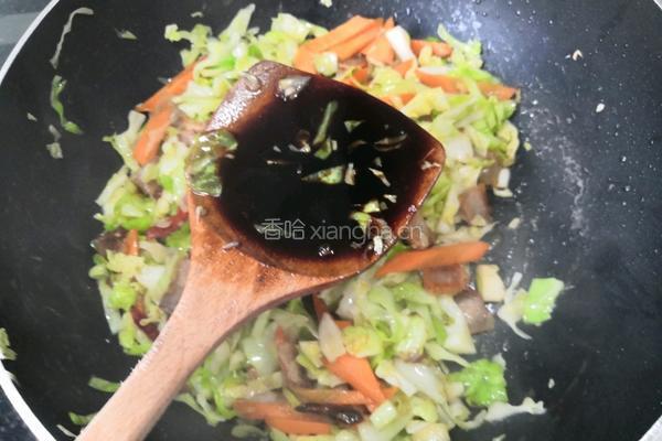 包菜炒回锅肉的做法图解8