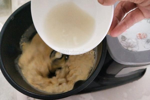玉米面饼子的做法图解5