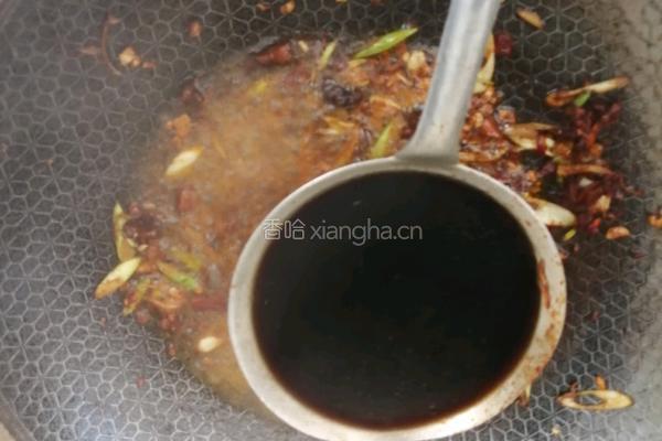 红烧小鲤鱼的做法图解7
