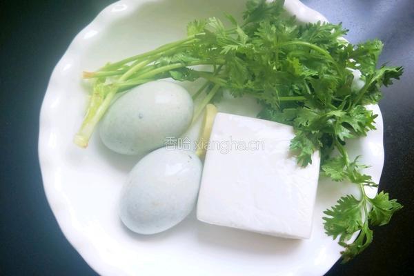 皮蛋豆腐汤的做法图解3