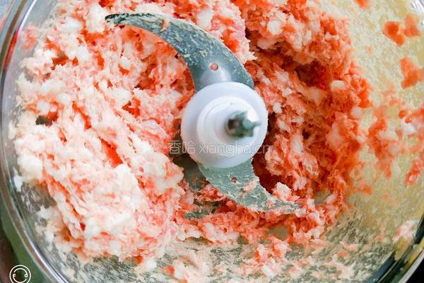 火龙果皮猪肉洋葱馅煮饺子的做法图解3