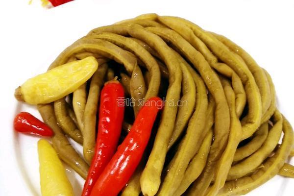 拿肉都不换的 (清炒酸豆角） 的做法图解2