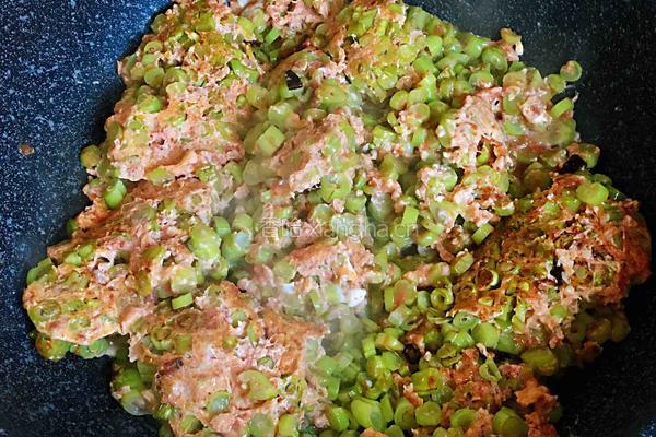 虾酱鸡蛋炒四季豆的做法图解7