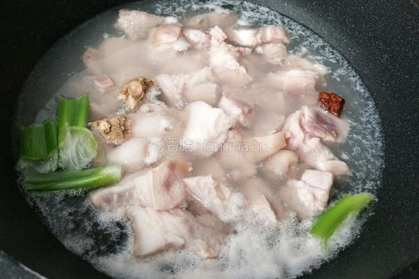 红烧肉的做法图解1
