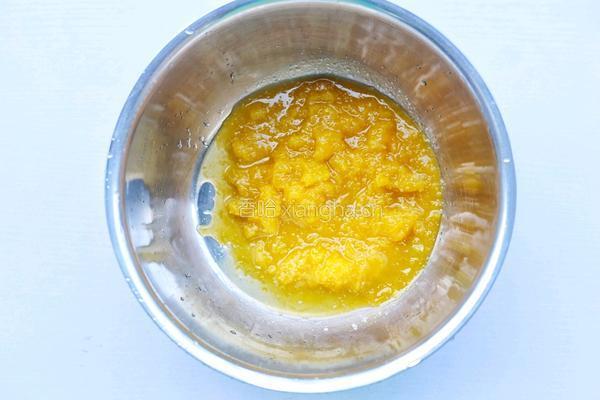 奶香南瓜饼的做法图解2