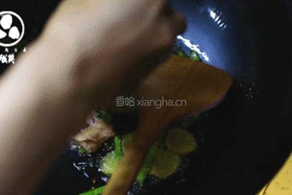 海参牛肉炖土豆的做法图解3