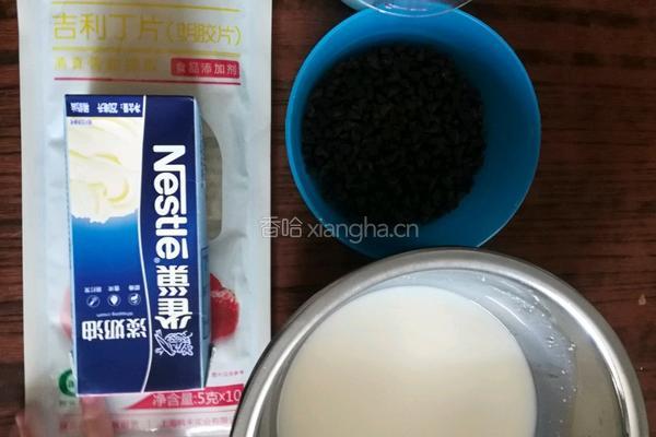 简易版可可豆奶油慕斯的做法图解1