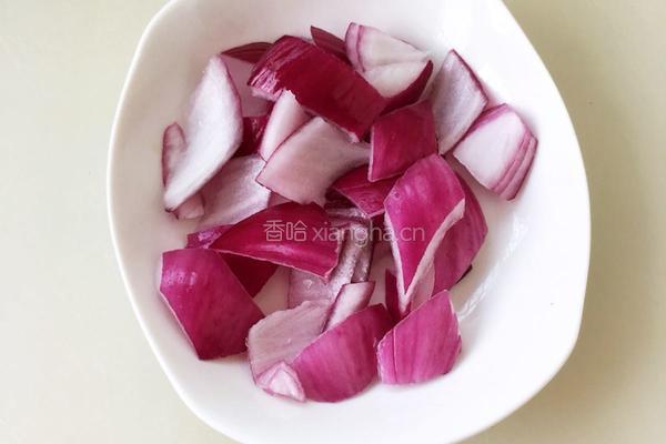 风味土豆块的做法图解1