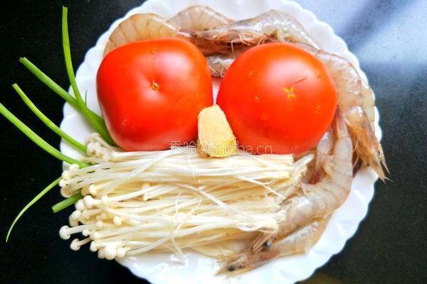茄汁虾仁菌菇汤的做法图解3