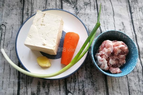 肉末脆皮豆腐的做法图解1