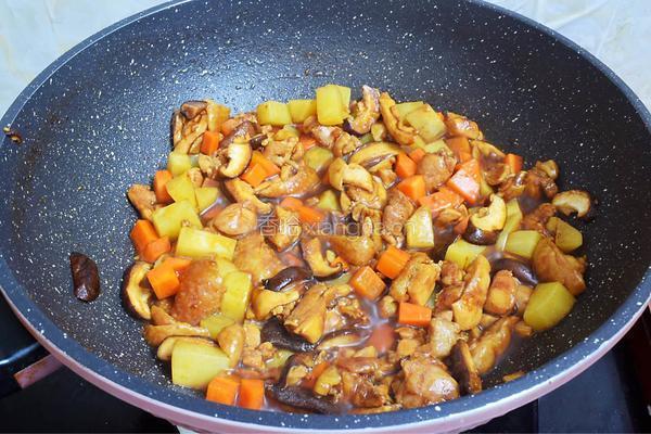 香菇鸡腿焖饭的做法图解10