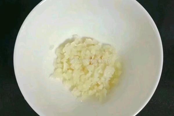 凉拌莲藕的做法图解1