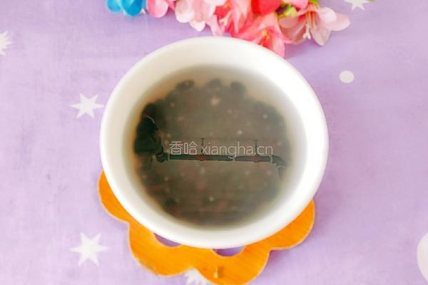 黑豆柿子粥的做法图解3