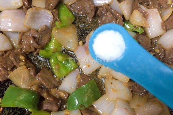 洋葱炒牛肉的做法图解6