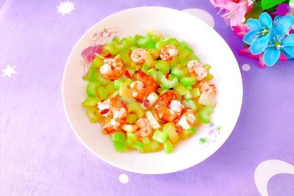 西芹炒虾仁的做法图解16