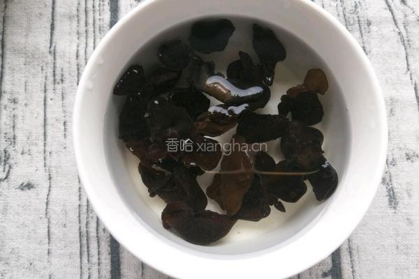 时蔬鸡肉汤的做法图解2