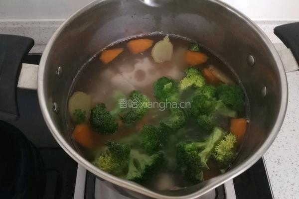 时蔬鸡肉汤的做法图解15