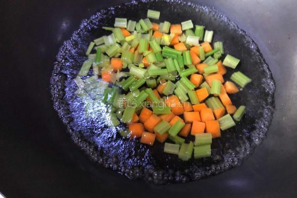 黄豆炒芹菜的做法图解5