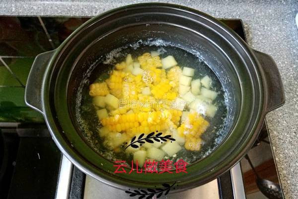 鸡肉蔬菜肠的做法图解3