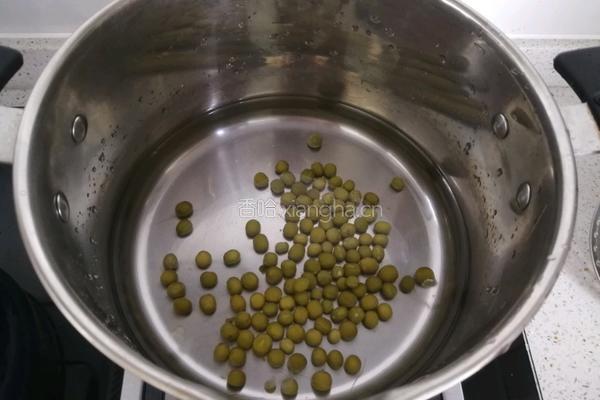花生鸡肉藜麦粥的做法图解7