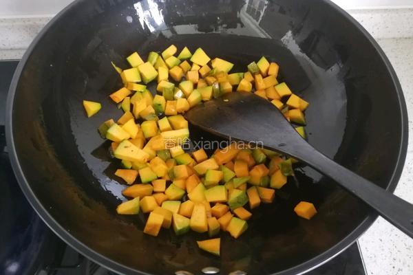 南瓜酱炒饭的做法图解7