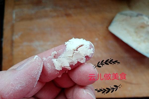 宝宝辅食玉米小面条的做法图解1