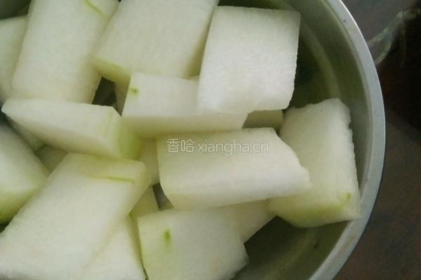虾丸冬瓜汤的做法图解2