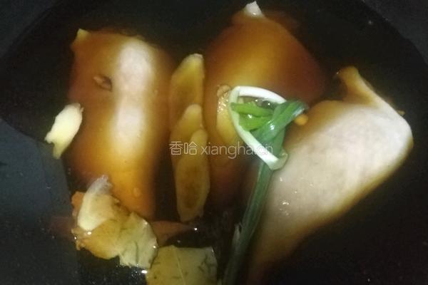 酱香鸭腿的做法图解3
