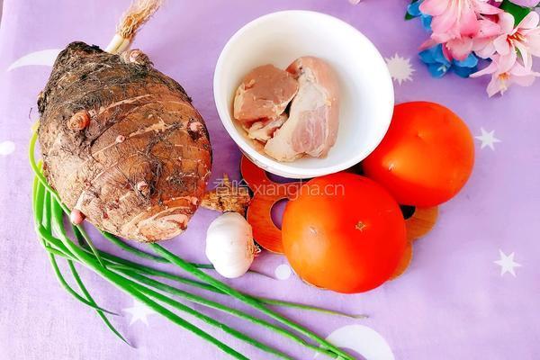 芋头烧牛肉的做法图解1