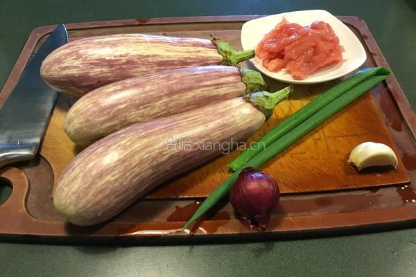 清淡型肉丝炒茄子的做法图解1