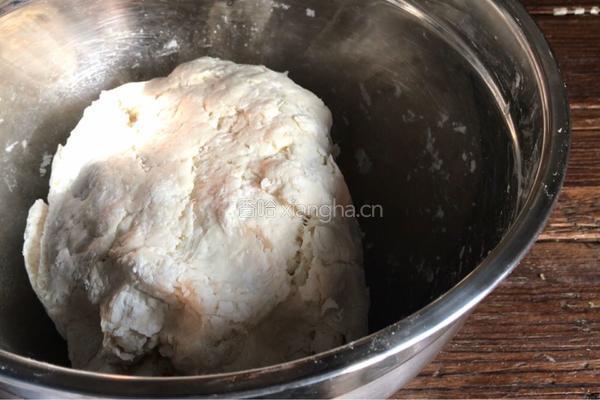 香油鸡肉煎饺的做法图解1