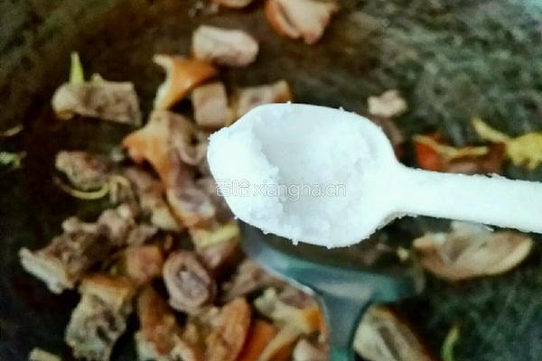 姜丝鸭肉的做法图解5