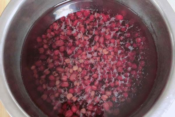 黑米薏米红豆豆浆 | 祛湿补血的做法图解2