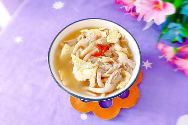 平菇鸡蛋汤