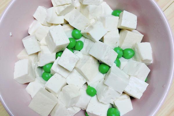 金汤白果豆腐金针菇的做法图解4