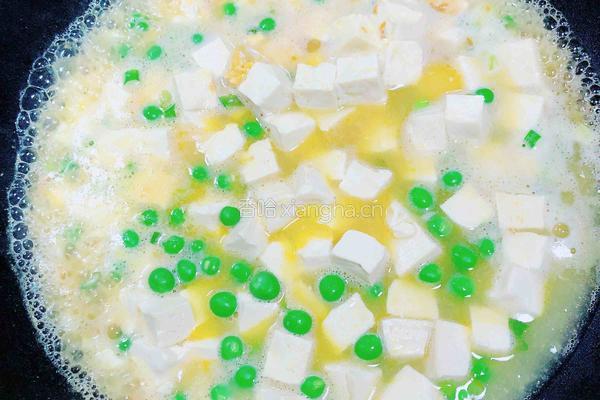金汤白果豆腐金针菇的做法图解11