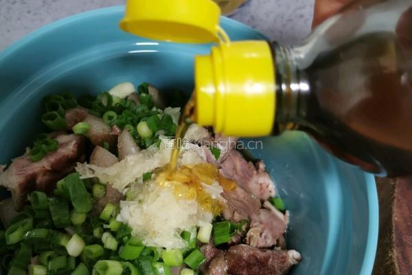 凉拌猪头肉的做法图解12