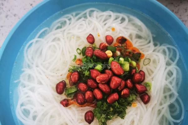 香辣鸡汤米线的做法图解10