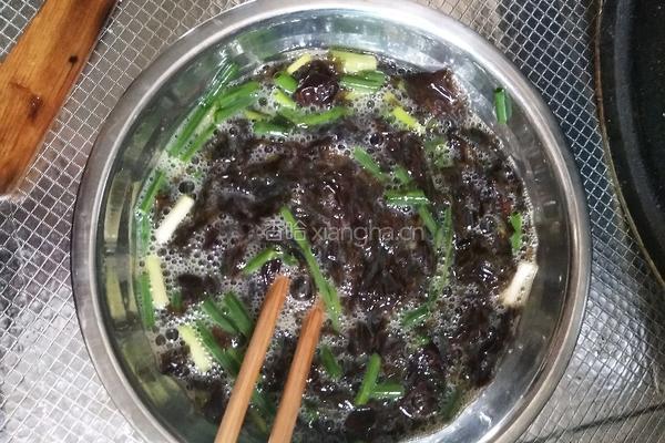 紫菜炒鸡蛋的做法图解4