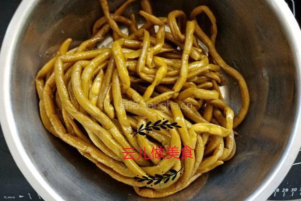 肉末酸豆角的做法图解1